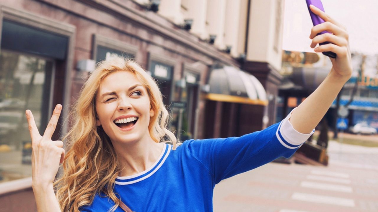 Marcas estão trocando influencers por usuários comuns na divulgação de produtos